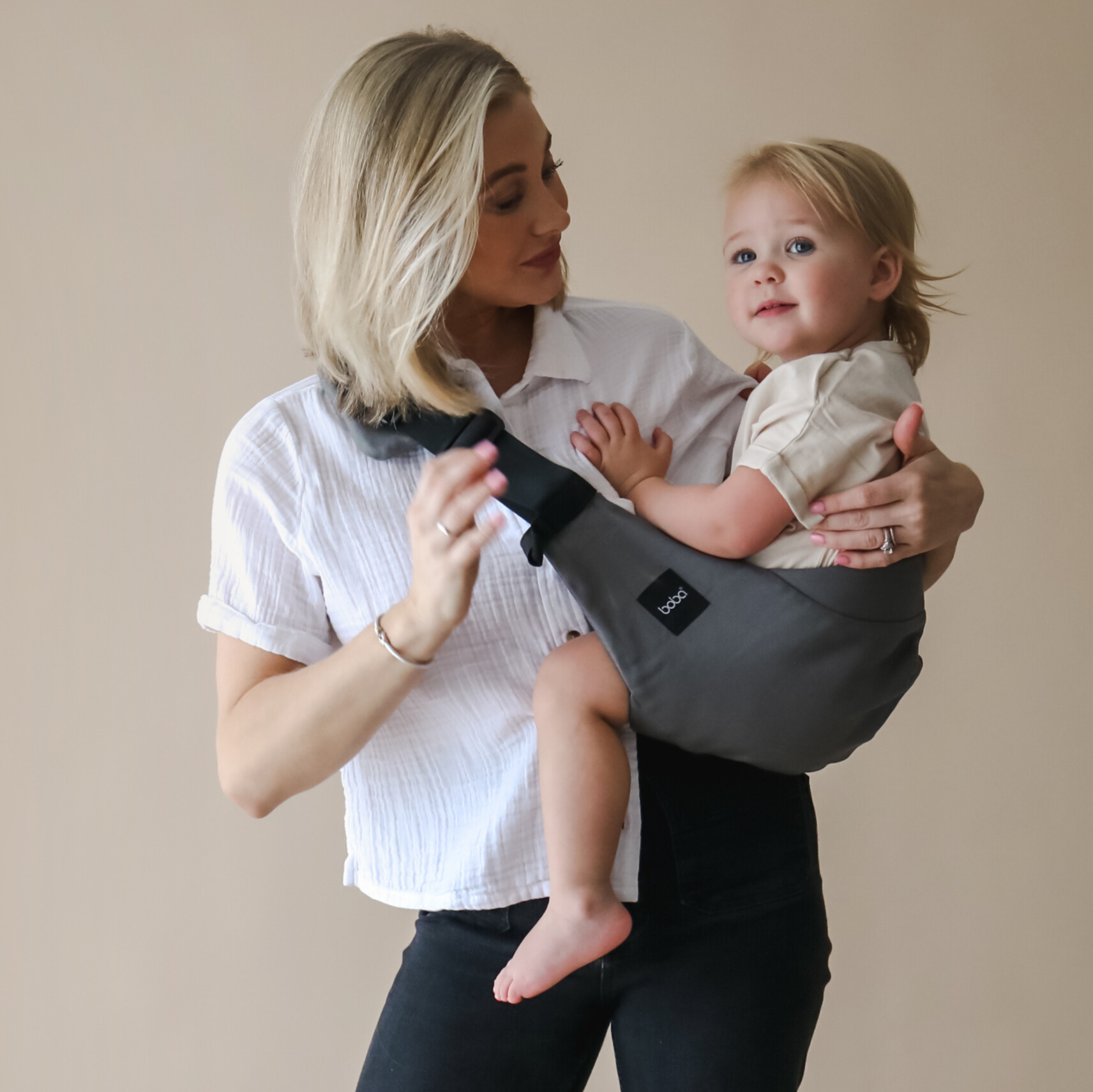 Kangura portanadons Portabebè lleuger Boba Buddy Grey
