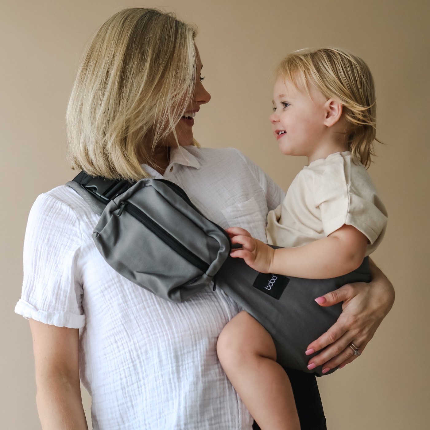Kangura portanadons Portabebè lleuger Boba Buddy Grey