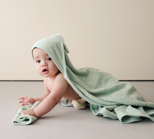 Kangura portanadons Tovallola amb caputxa i manyopla de bany CuddleBug Green Frog